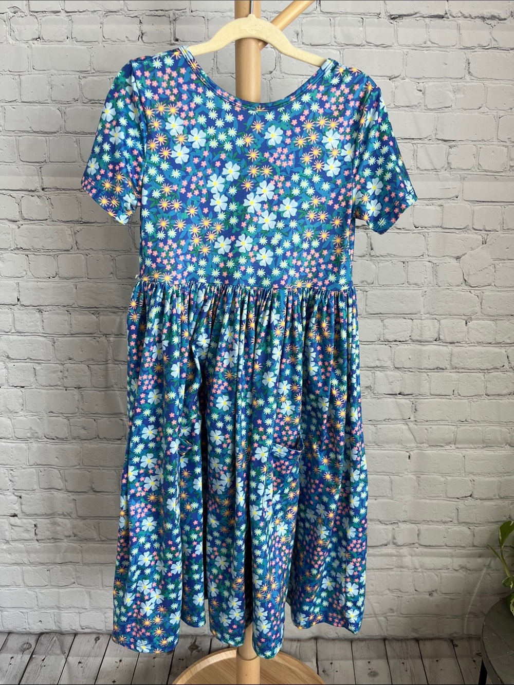 ⭐️⭐️PICK 5 / $20 MIla & Rose Girls Blue Floral Short-Sleeve Twirl Dress